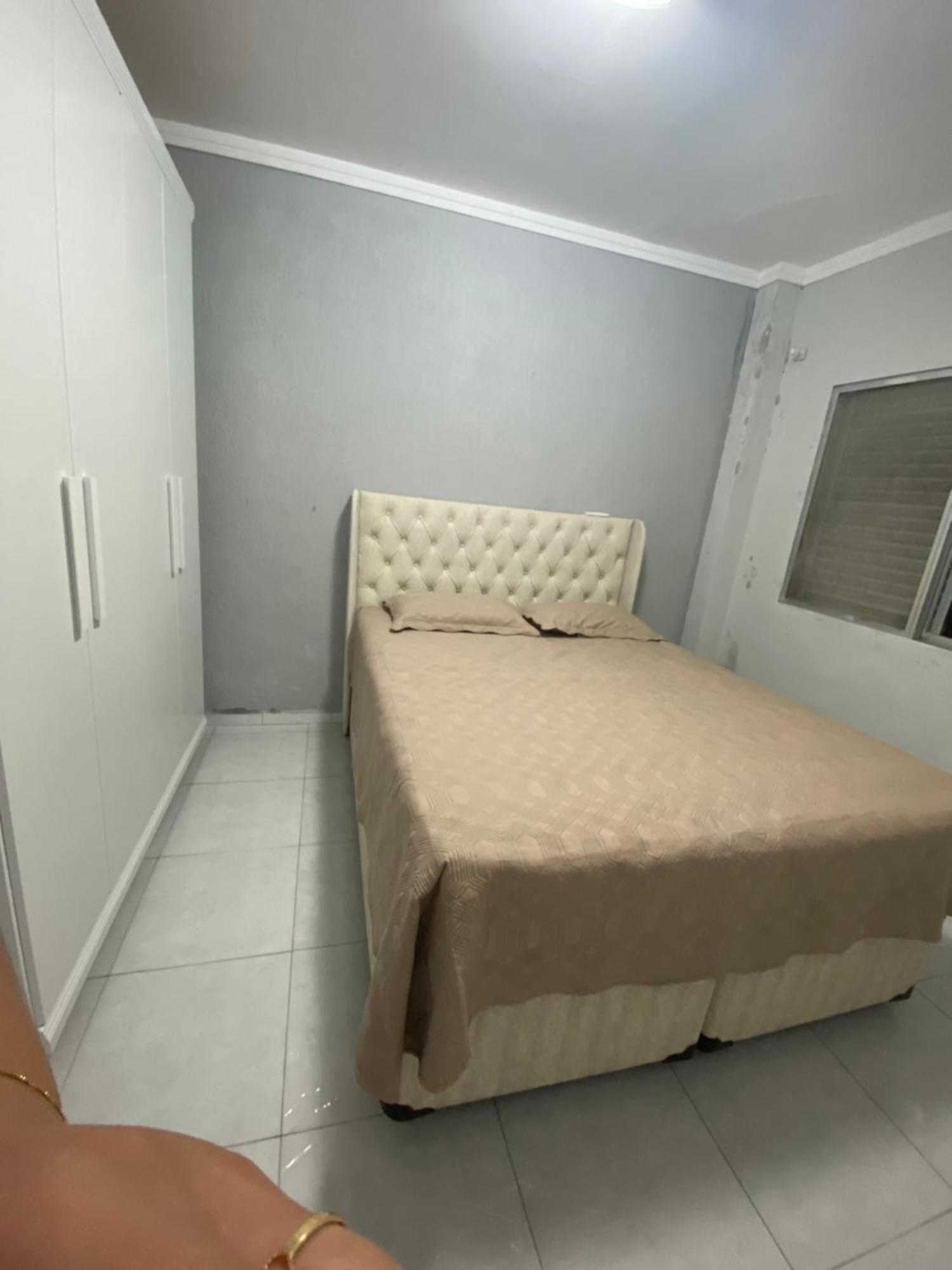 Apartamento Enseada 瓜鲁雅 外观 照片